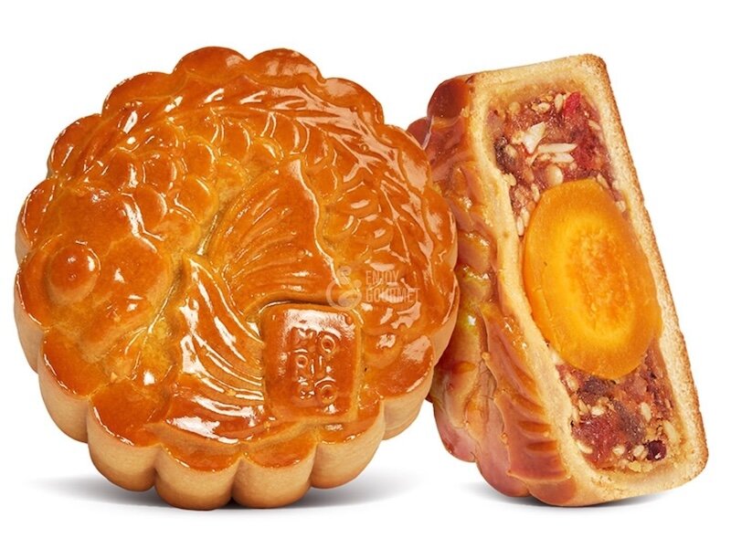Nguồn gốc và nét đặc biệt của bánh Trung thu trứng muối