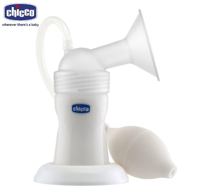 Máy hút sữa bằng tay Chicco rất tiện dụng, giá thành rẻ