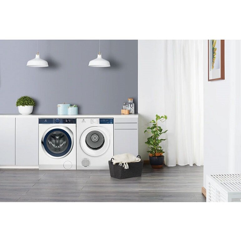 Máy sấy Electrolux 75kg EDV754H3WB