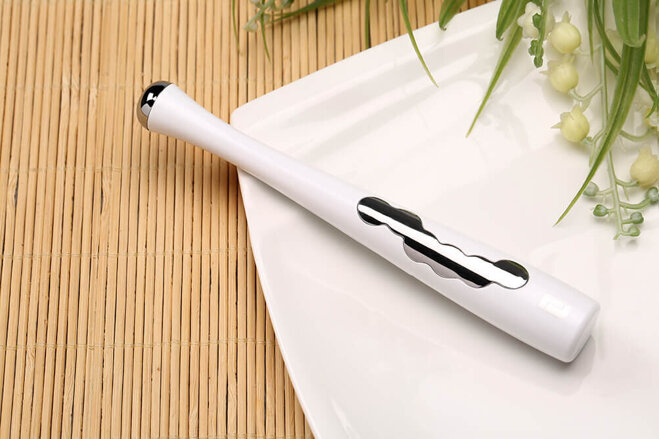 Máy massage mắt chống lão hóa và Lifetrons EM-100