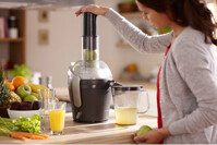 8 bước sử dụng máy ép trái cây và cách tháo lắp, vệ sinh, bảo quản