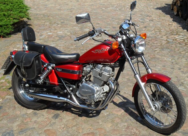 Honda Rebel CA 250 kiểu dáng huyền thoại