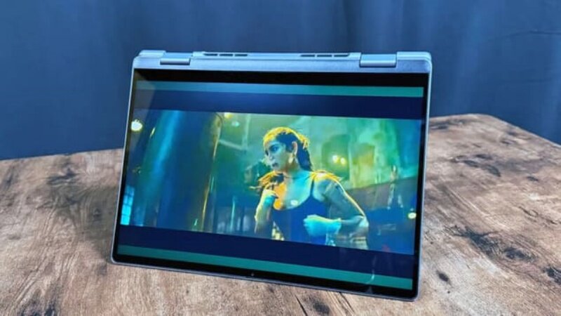 Nhược điểm lớn nhất của Dell 14 Pú là màn hình kém sắc