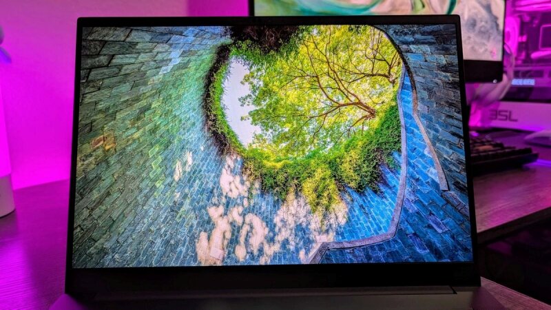 Razer Blade 14 (2025): Kiệt tác thu nhỏ, xứng đáng là