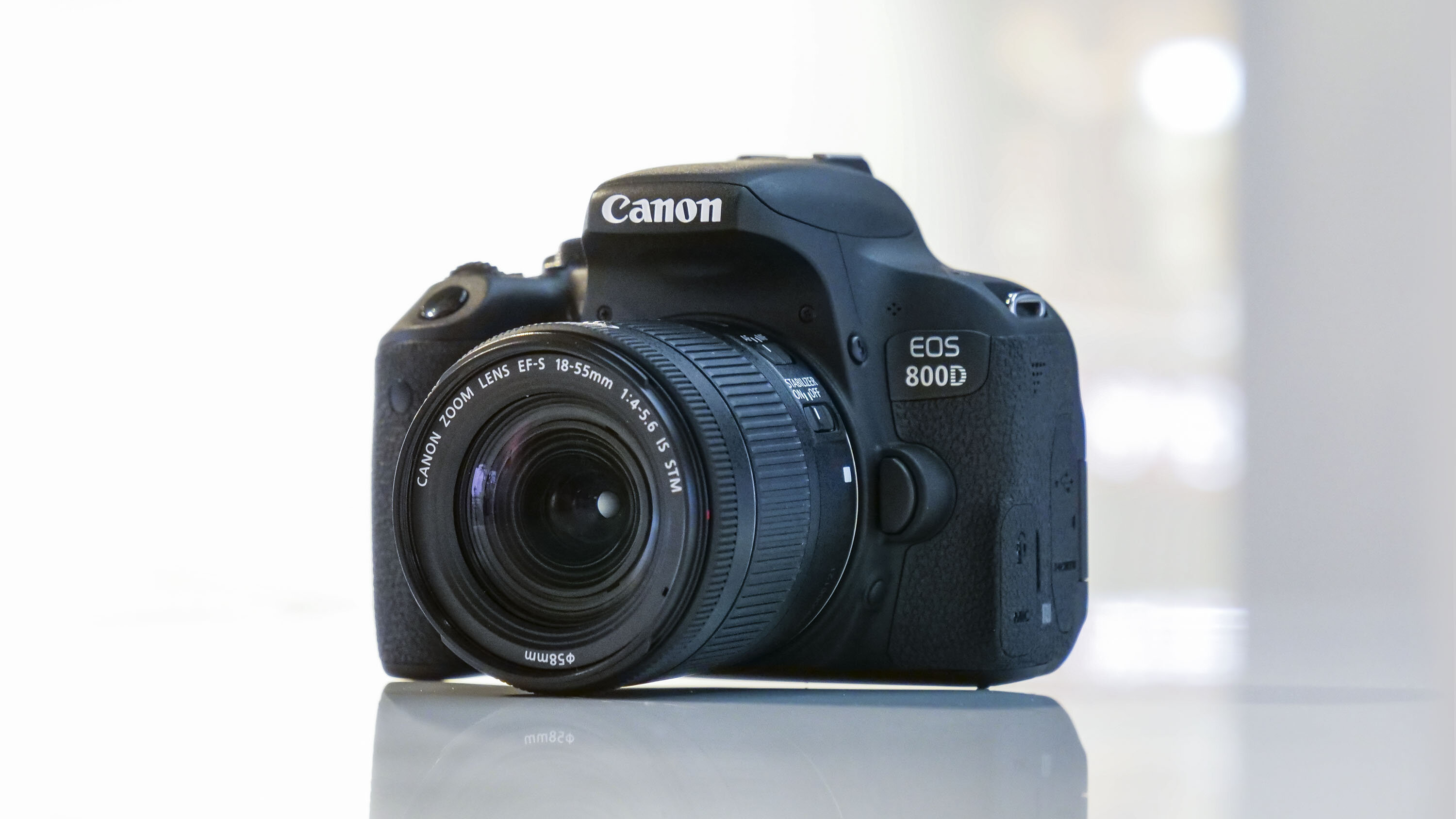 Canon EOS 800D