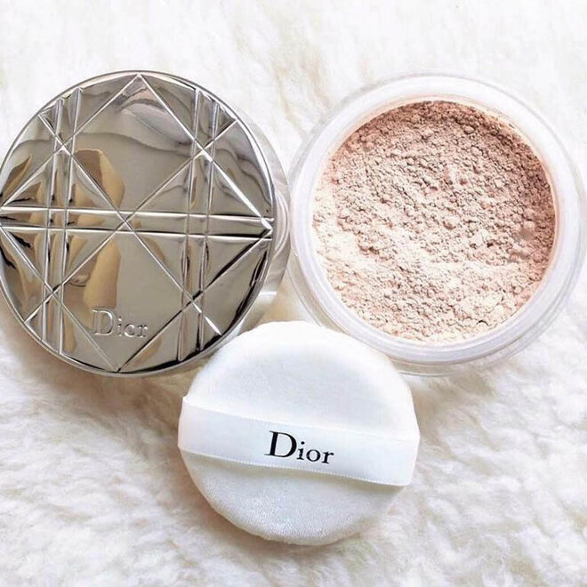 Top 5 ưu điểm vượt trội của phấn nền Dior