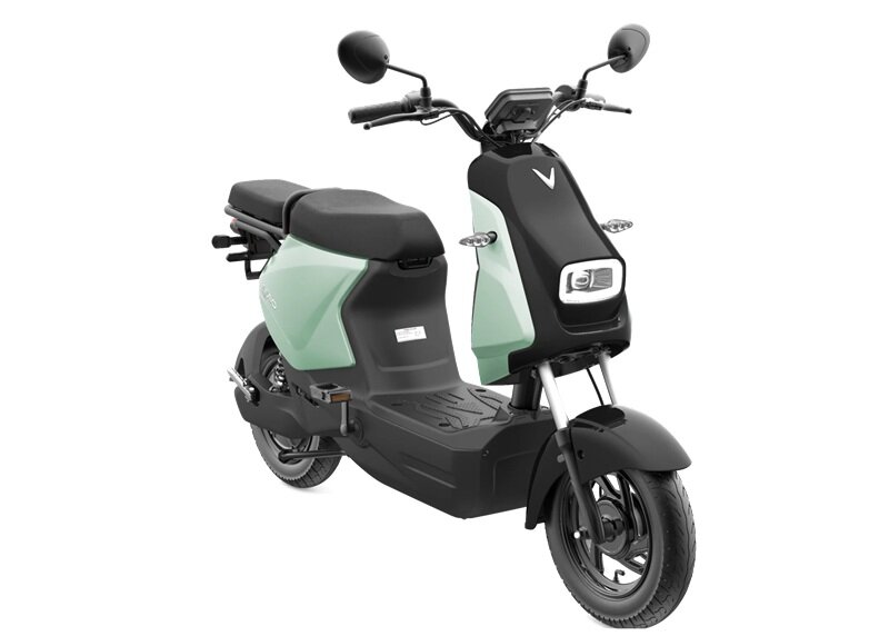 VinFast bán xe máy điện giá 13,9 triệu đồng, pin LFP đi 65 km/lần sạc