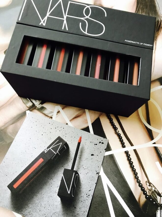 Nhận xét về son kem Nars Powermatte Lip Pigment