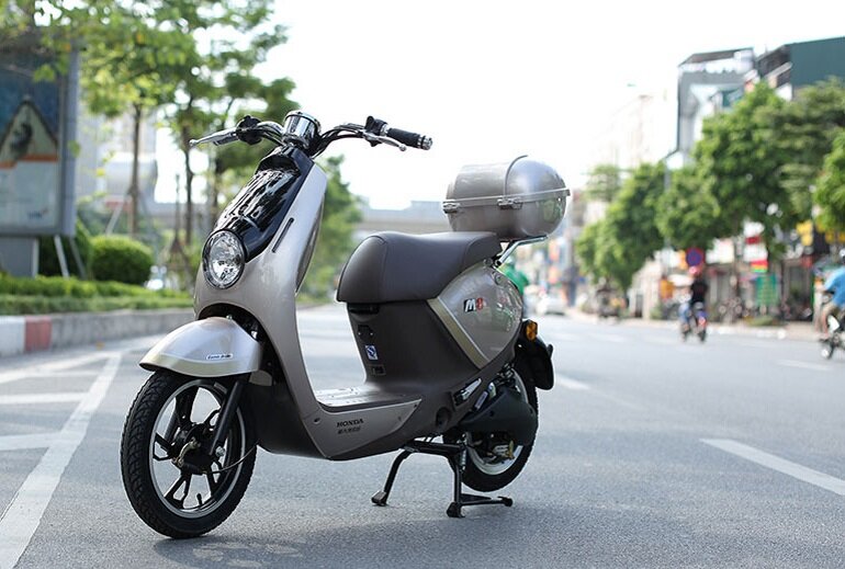 Review nhanh xe đạp điện Honda M8 2021 | websosanh.vn