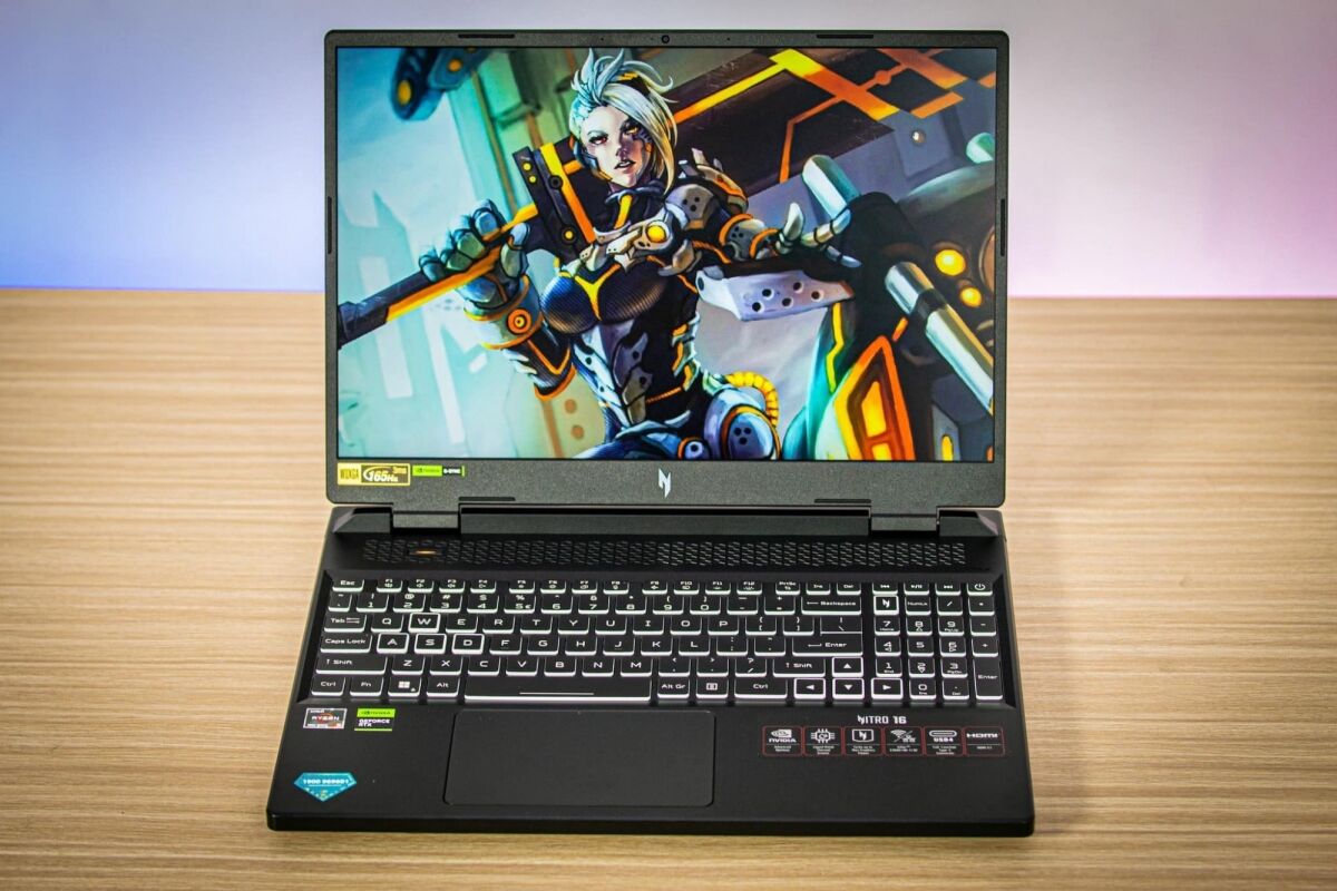 Acer Nitro 16 Phoenix AN16-41-R5M4: Card rời RTX 4050, chip AMD Ryzen 7000 series, giá 25,9 triệu đồng!