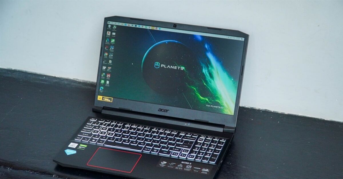 Acer Nitro 5 AN515 55 5206 i5 10300H: Mạnh mẽ từ kiểu dáng đến hiệu năng
