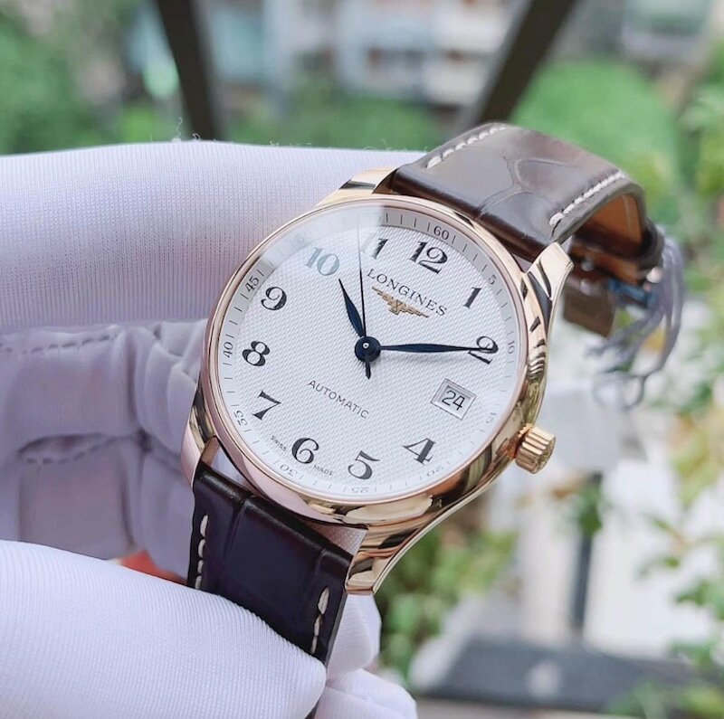 Sự sang trọng đẳng cấp của Longines L2.518.8.78.3 thể hiện rõ nét