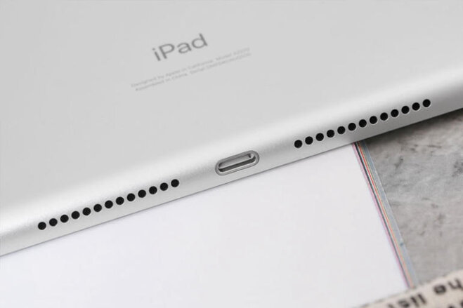 Các cổng kết nối đa dạng phù hợp cho nhu cầu di động của iPad 8