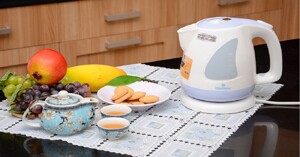 Ấm đun nước mini loại nào được tìm mua nhiều nhất hiện nay?