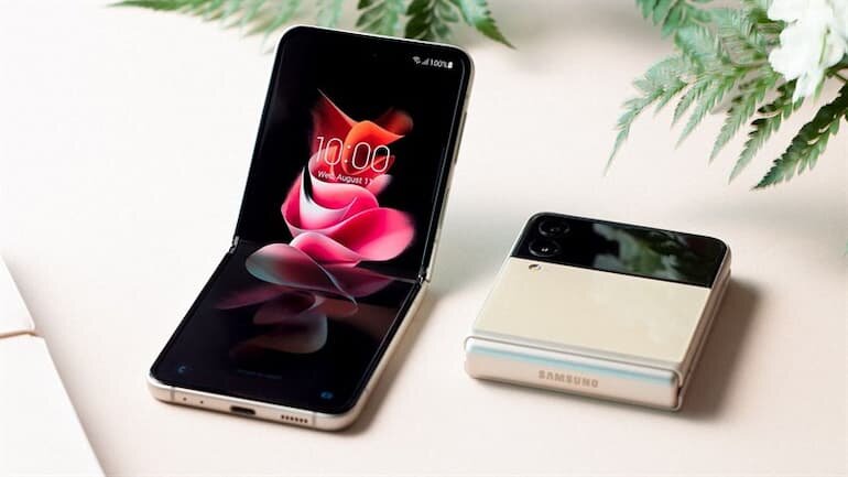 Galaxy Z là dòng điện thoại gập hộp ấn tượng, đẳng cấp