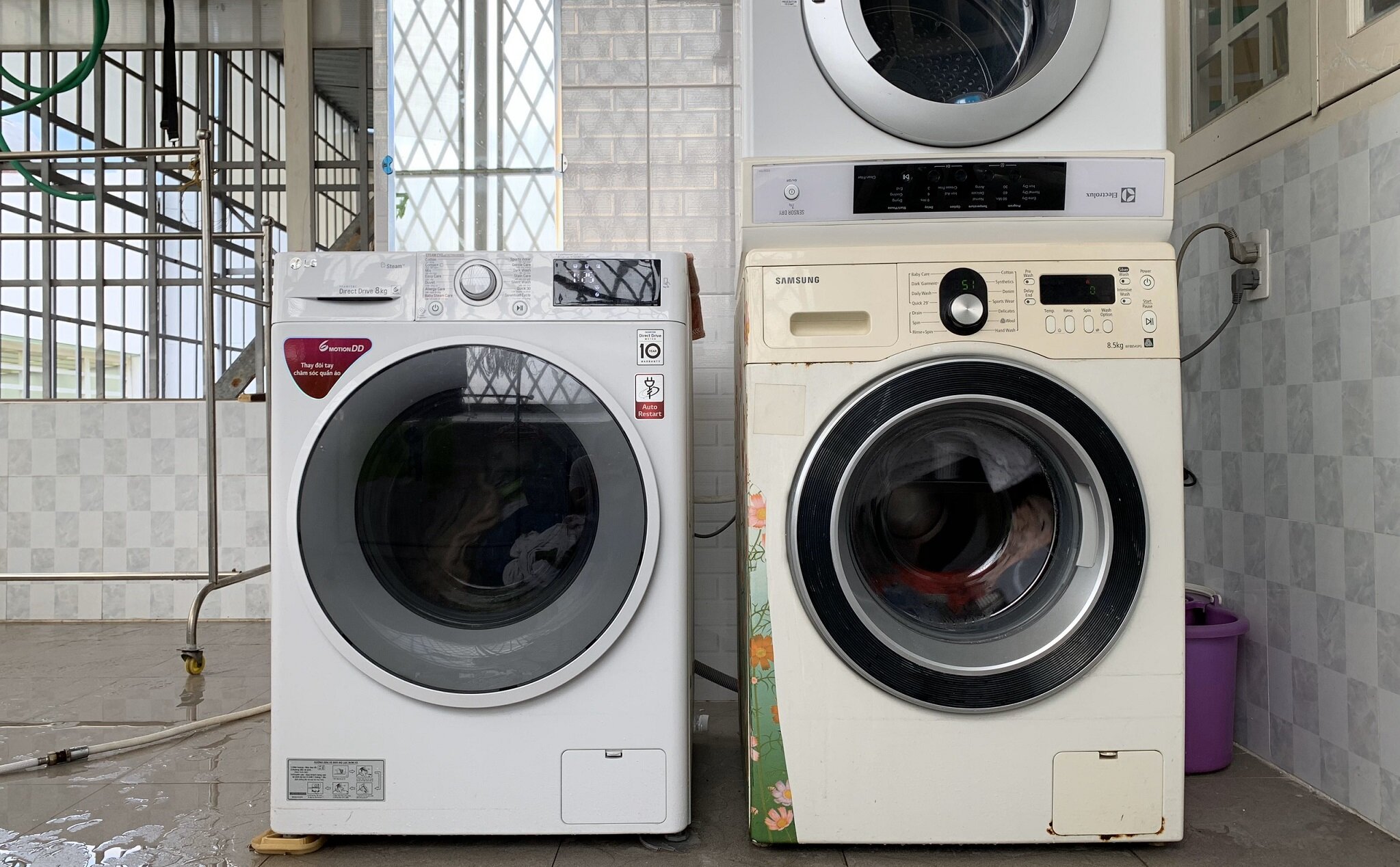 ảnh minh họa 2 máy giặt LG Inverter 9 kg FV1409S2W và FV1409S4W