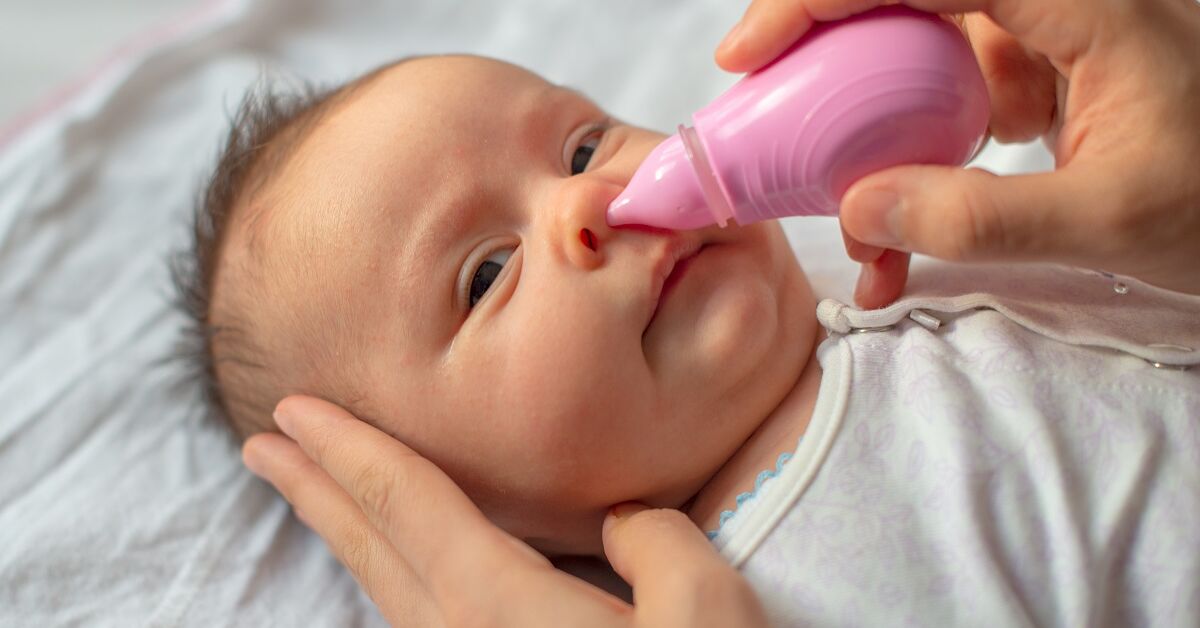 Ba mẹ có nên sử dụng máy hút mũi trẻ sơ sinh hay không?