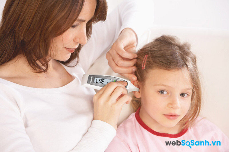 Bạn đã biết cách đo nhiệt độ chính xác cho bé?