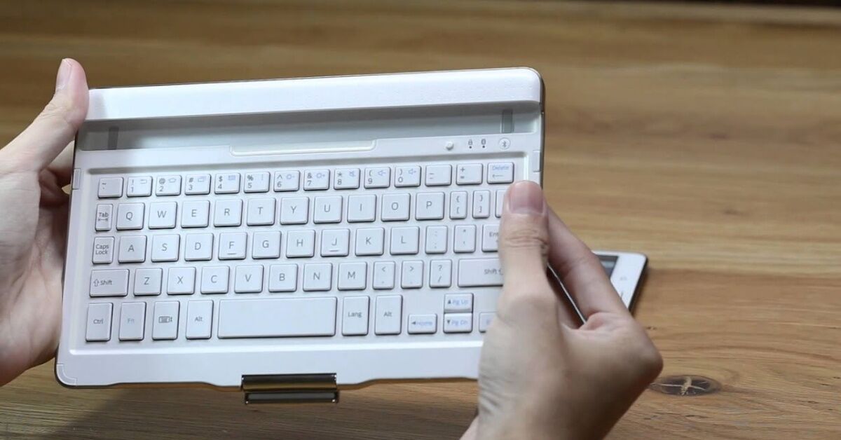 Bàn phím máy tính bảng nào tốt nhất hiện nay?