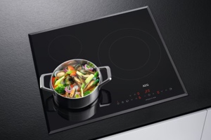 Bếp từ ba AEG IKB6330SFB thiết kế tinh tế, công nghệ vượt trội