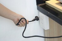 Bếp từ cắm điện liên tục có nguy cơ cháy nổ? Sự thật bạn cần biết