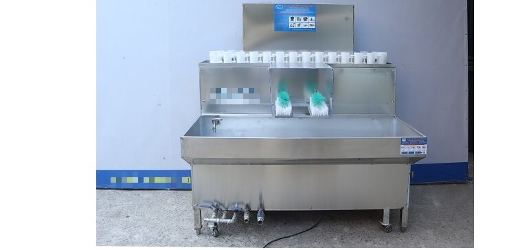 Máy rửa chai XDA-30-4 có nhiều ưu điểm vượt trội