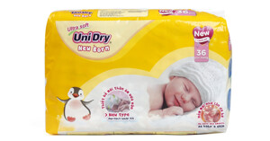 Bỉm Unidry của nước nào? Giá bao nhiêu?