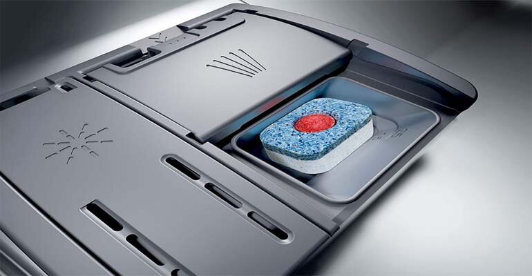 Máy rửa bát Bosch có tính năng tự động cảm nhận độ bẩn nhờ công nghệ AquaSensor Máy rửa bát Bosch