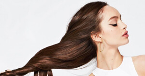 Bỏ túi 3 loại xịt dưỡng tóc vào nếp tốt nhất hiện nay