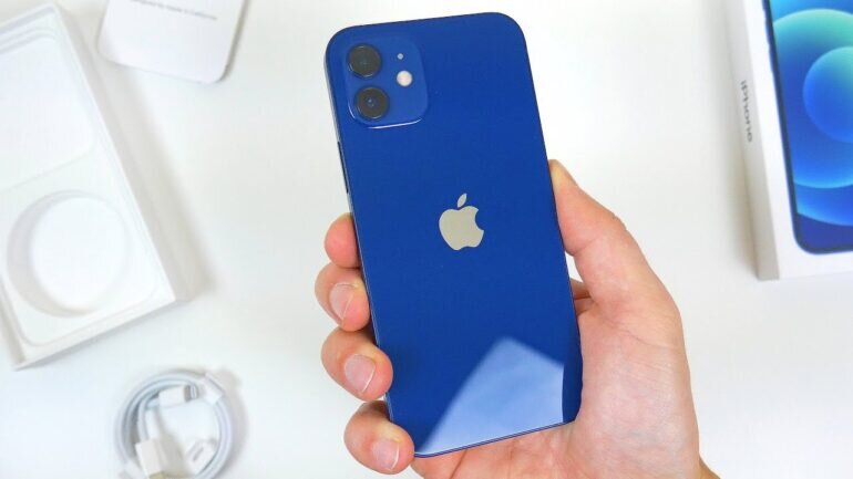 iPhone 12 xanh xao dương cụm camera
