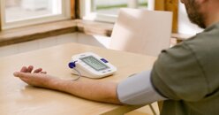Các loại máy đo huyết áp bắp tay tốt nhất