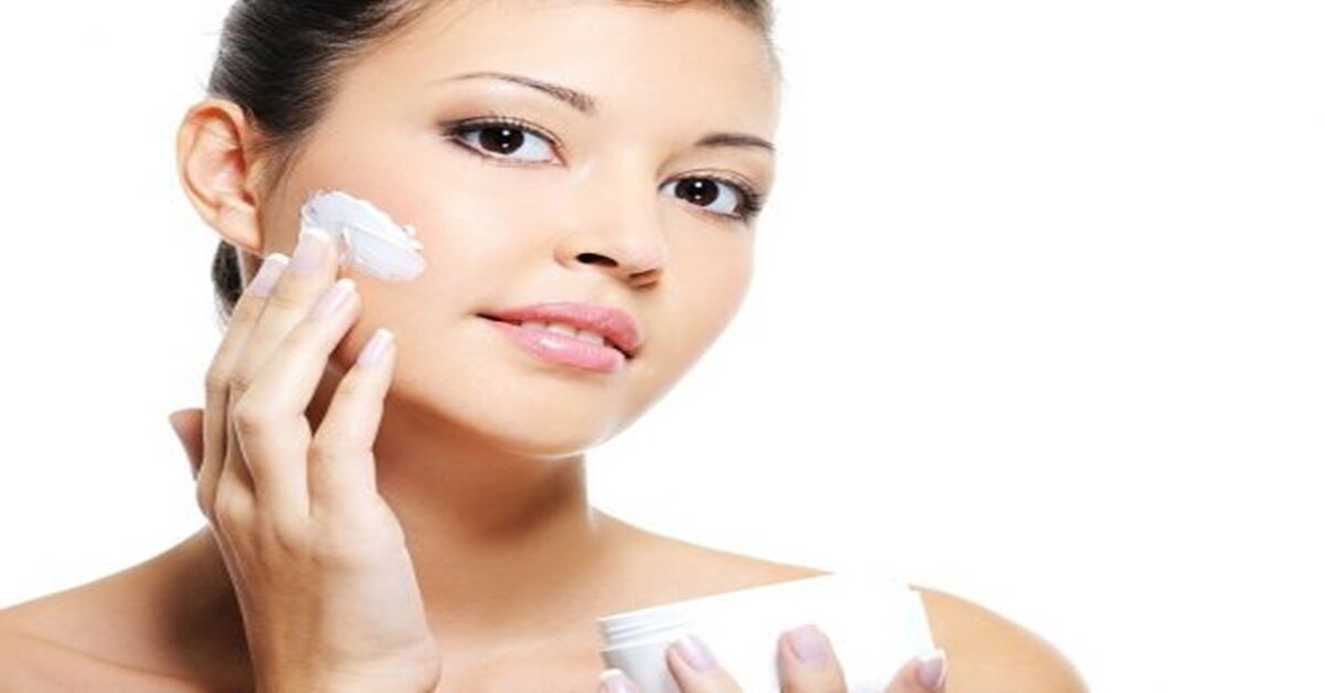 Cách chăm sóc mặt cho da dầu trong những ngày nóng nực