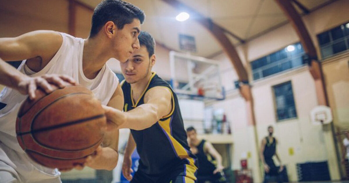 Cách chọn áo bóng rổ hữu ích cho mọi người