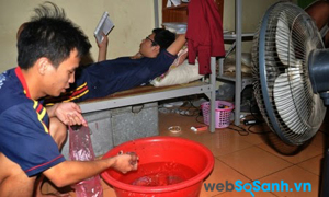 Cách chống nóng thông minh của sinh viên trong những ngày nắng cao điểm