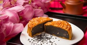 Cách làm bánh trung thu đơn giản chỉ bằng bột mì đa dụng và mật ngô