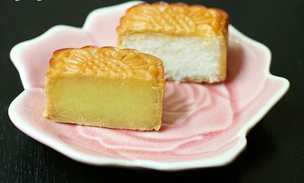 Cách làm bánh trung thu nhân sữa dừa ngon
