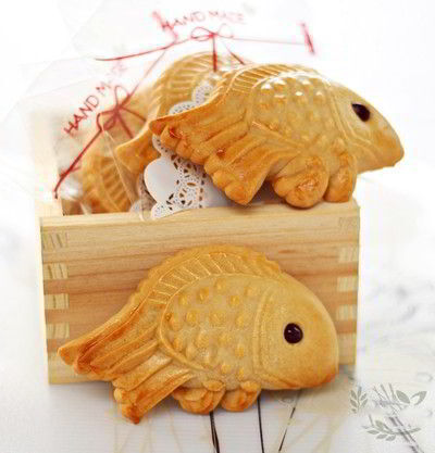 Cách làm bánh trung thu nướng hình cá dễ thương