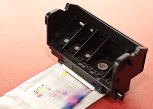 Cách làm sạch mực đóng cặn đầu in Canon chi tiết nhất