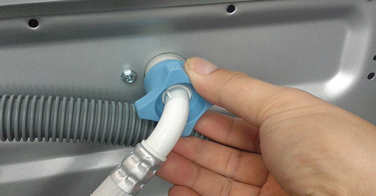 Cách xả hết nước và dùng nút xả nước máy giặt LG
