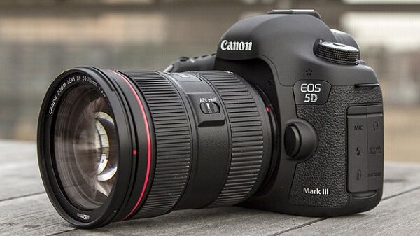 Cẩm nang cho người mới làm quen máy ảnh DSLR