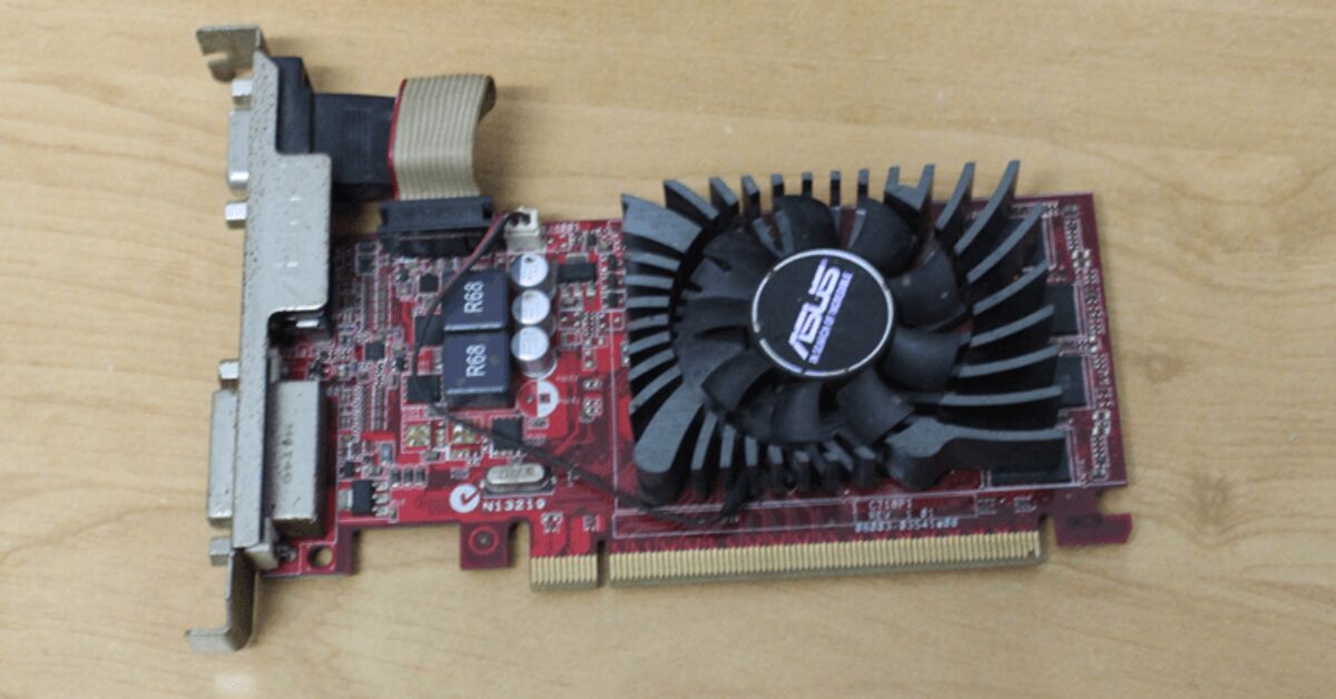 Card màn hình 4gb cũ có nên mua không?