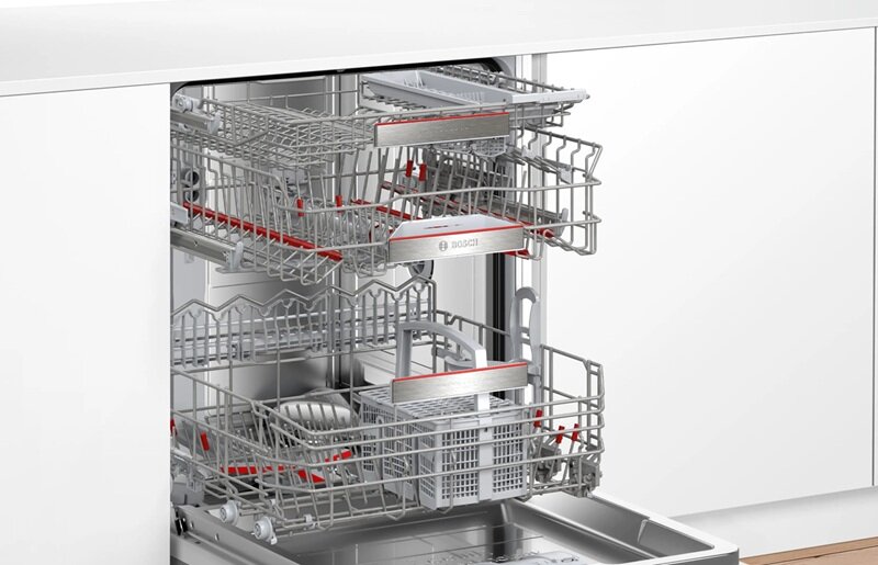 Máy rửa bát Bosch Serie 8 SMI8ZDS81T “đắt xắt ra miếng”, rửa sạch vượt trội, tiết kiệm điện nước