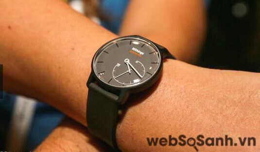 CES 2015: nở rộ smartwatch cạnh tranh với Apple và Samsung
