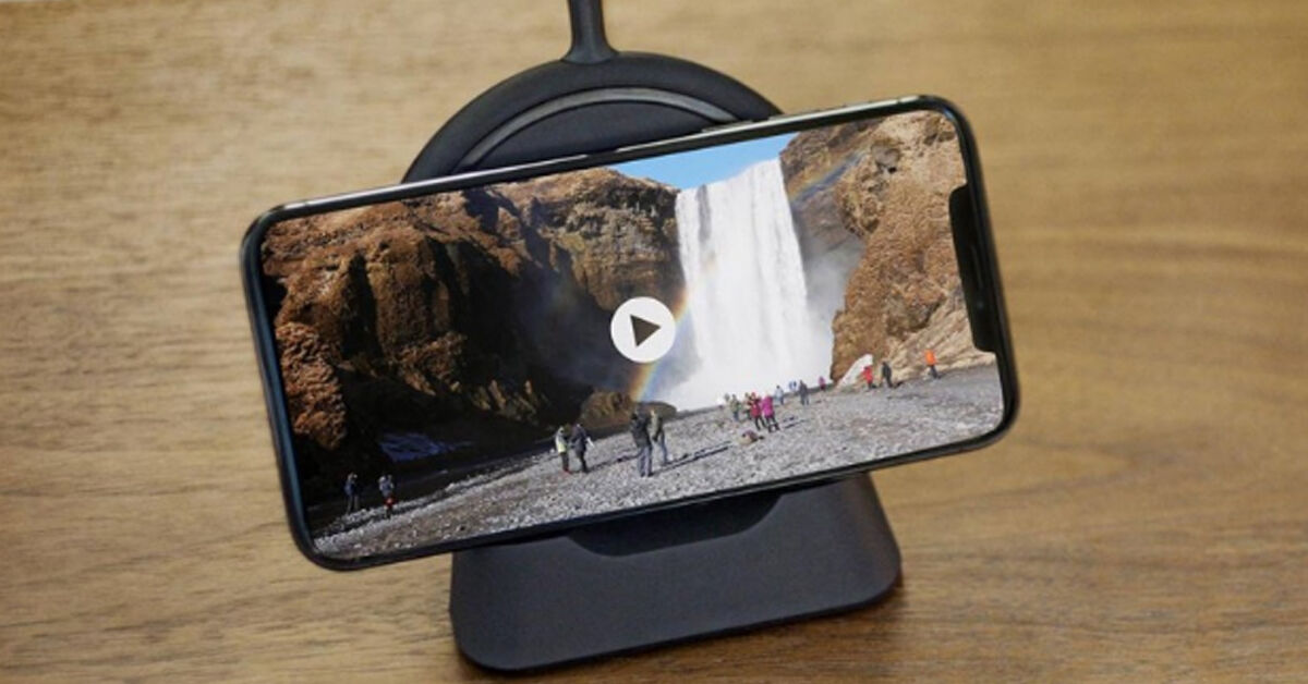 Chẳng cần Air Power 3 "vũ khí" sạc không dây cao cấp này hoàn toàn đủ tiêu chuẩn dùng chung với iPhone XS và iPhone XS Max