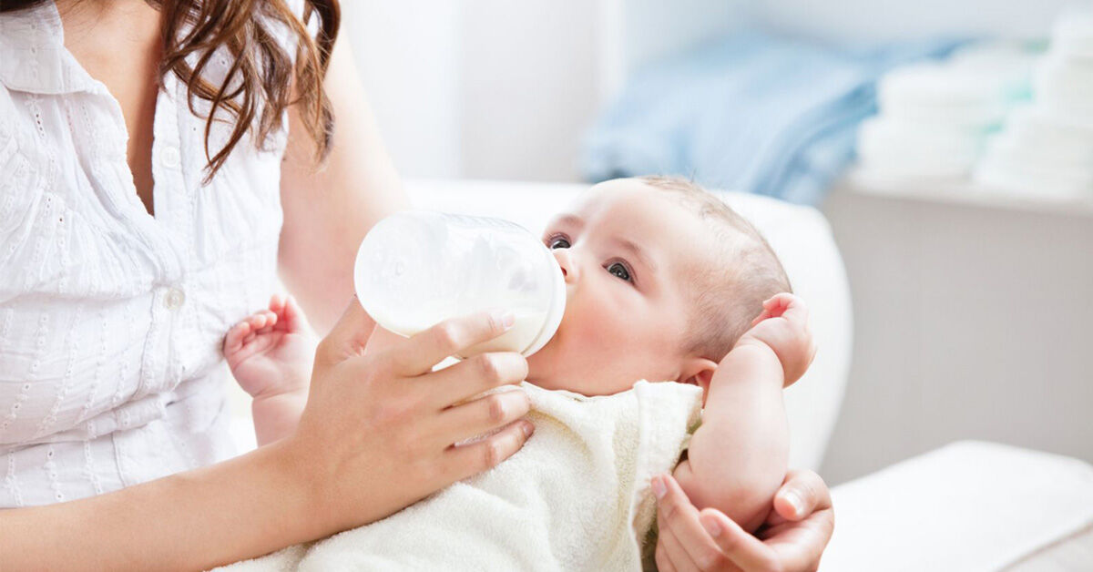 Chia sẻ kinh nghiệm mua sữa cho trẻ sơ sinh qua 5 tiêu chí