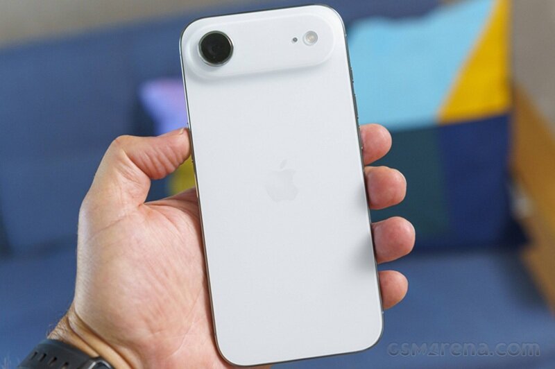 iPhone Air “sập giá” tới 7 triệu đồng, người dùng Việt hưởng lợi