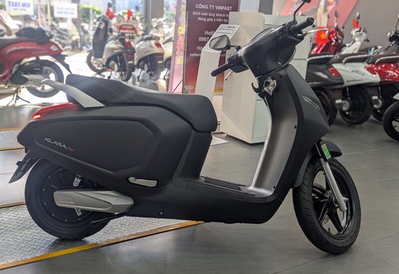 Giá VinFast Klara NEO bất ngờ giảm còn 25 triệu, trang bị sang xịn, đi 112 km/lần sạc