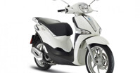 Có 60 triệu nên mua Honda SH Mode 2021 hay Piaggio Liberty 2021?