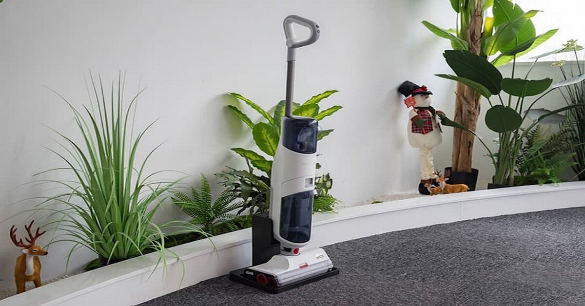 Có nên dùng máy hút bụi lau nhà không? Loại nào tốt?