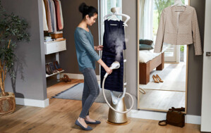 Có nên mua bàn ủi hơi nước đứng Philips GC576 không?